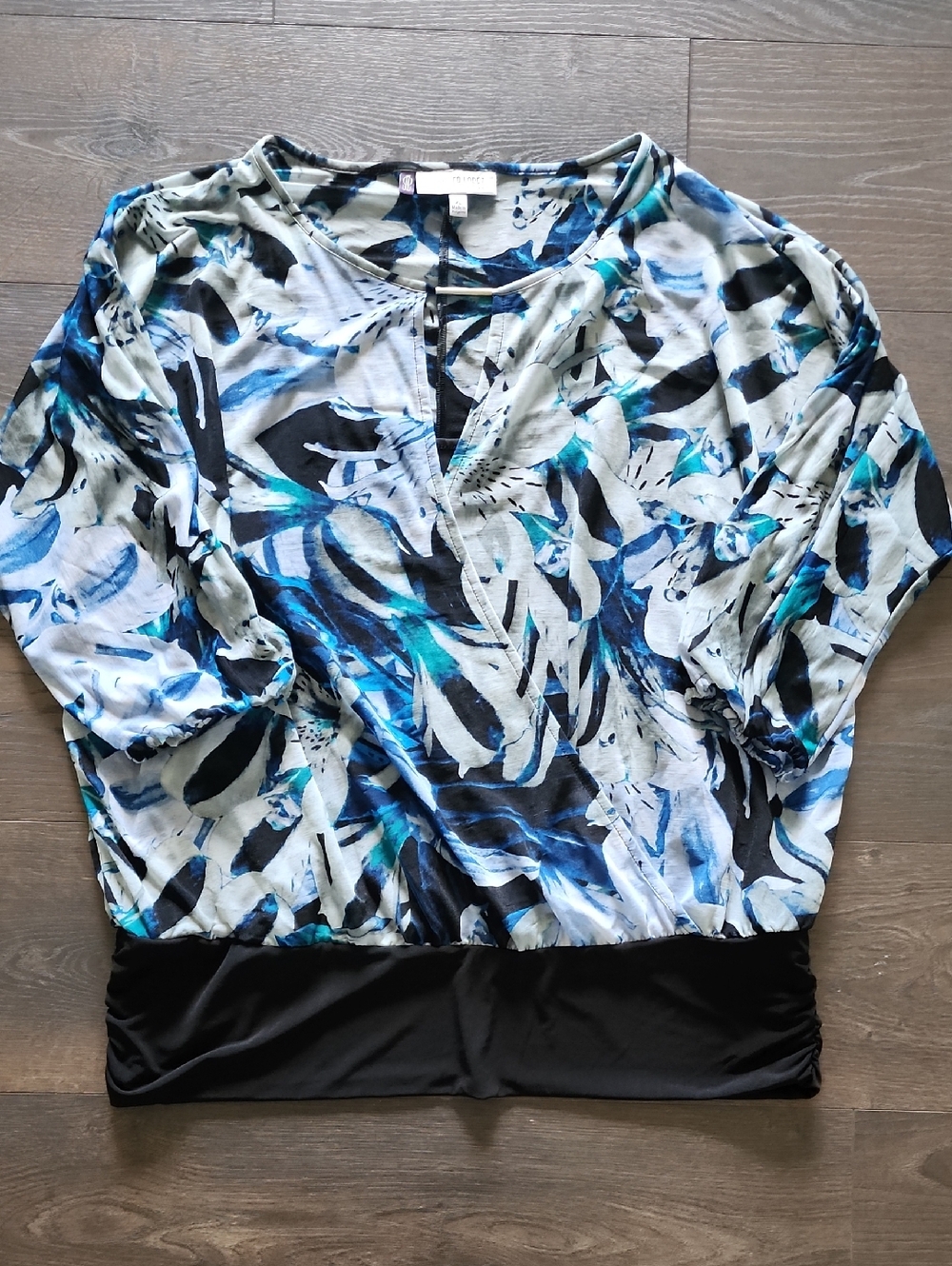 Jennifer Lopez Blue, Teal & Black Abstract Dolman Top Floral